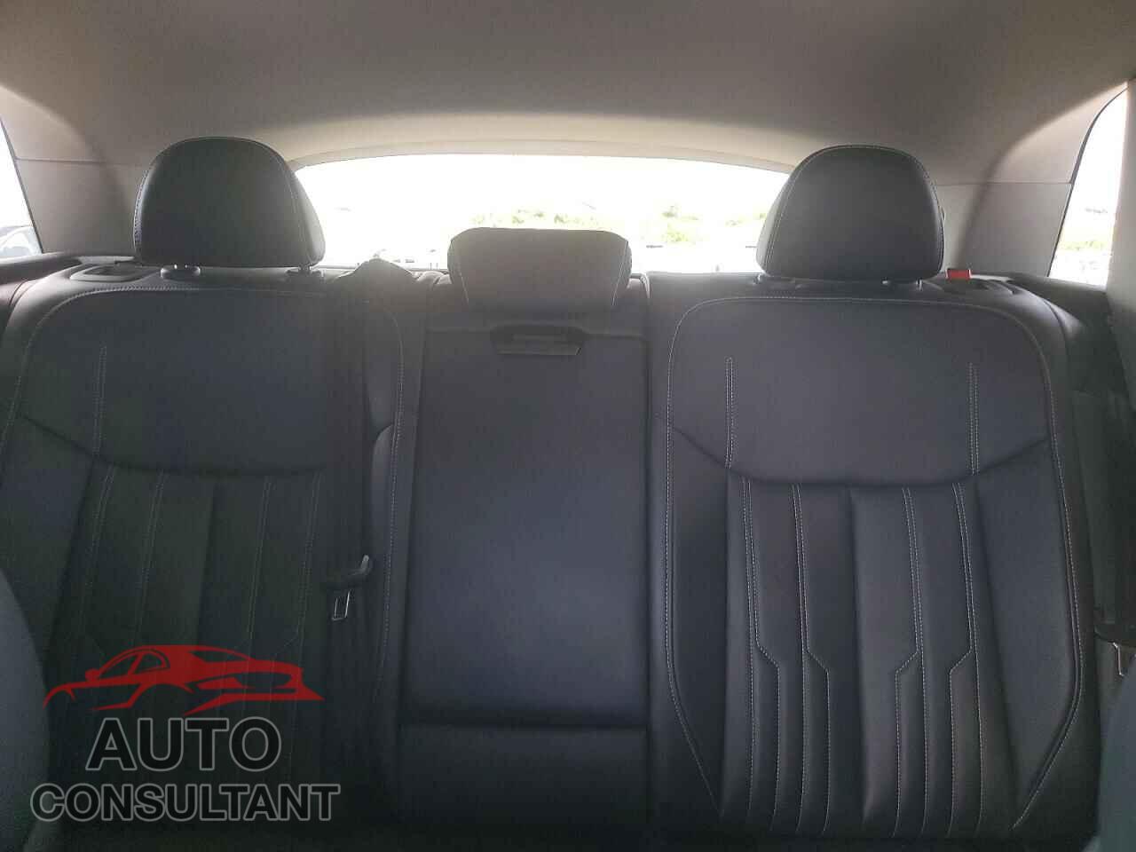 AUDI E-TRON 2019 - WA1VAAGEXKB023023