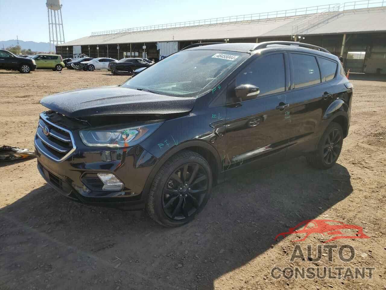 FORD ESCAPE 2017 - 1FMCU9J90HUA64459