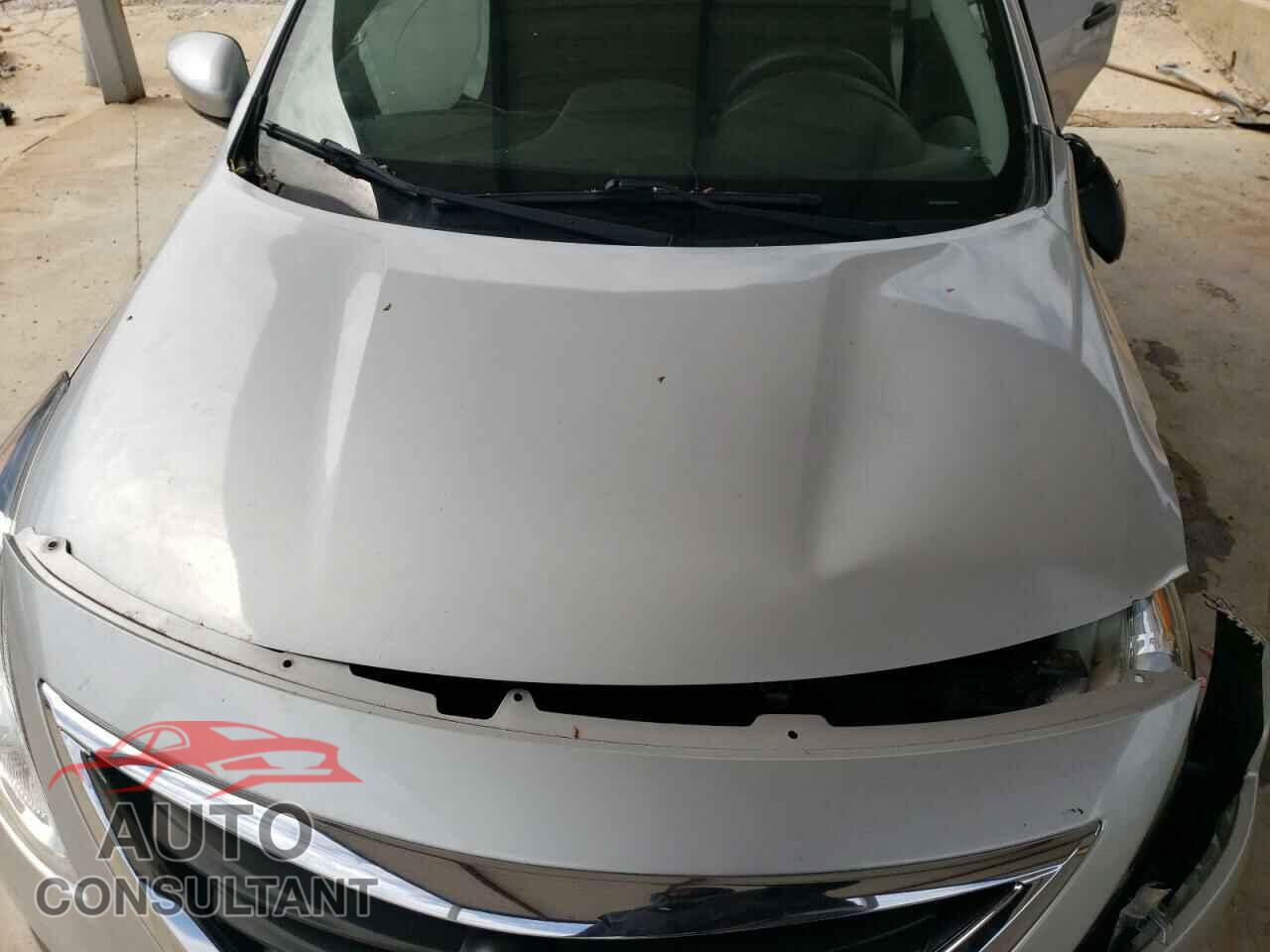 NISSAN VERSA 2017 - 3N1CN7AP3HL851293