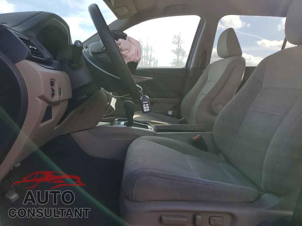 HONDA PILOT 2017 - 5FNYF6H35HB079620