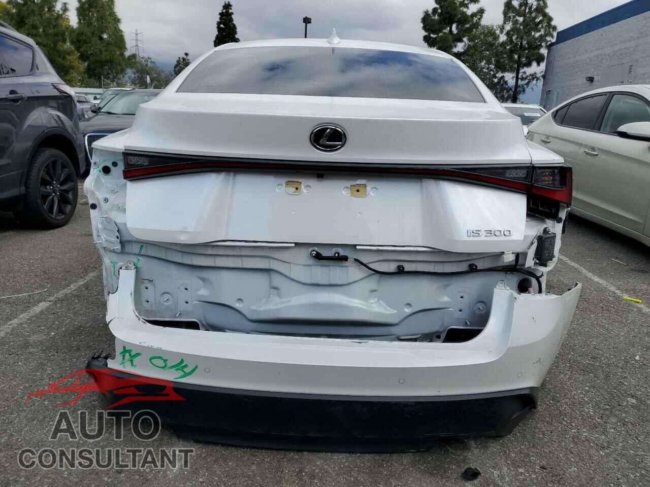 LEXUS IS 2022 - JTHDA1D20N5122348