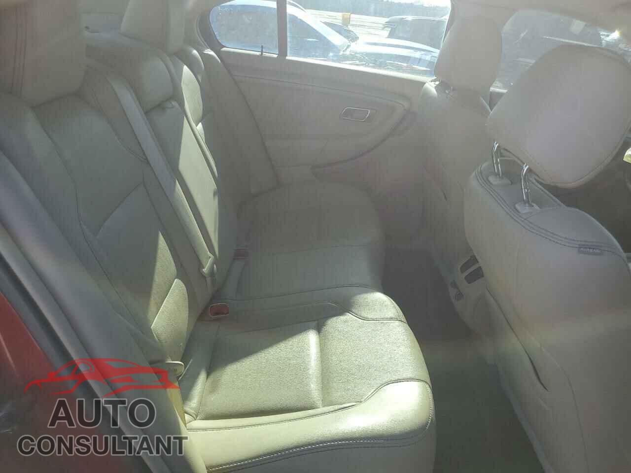 FORD TAURUS 2015 - 1FAHP2E84FG155116
