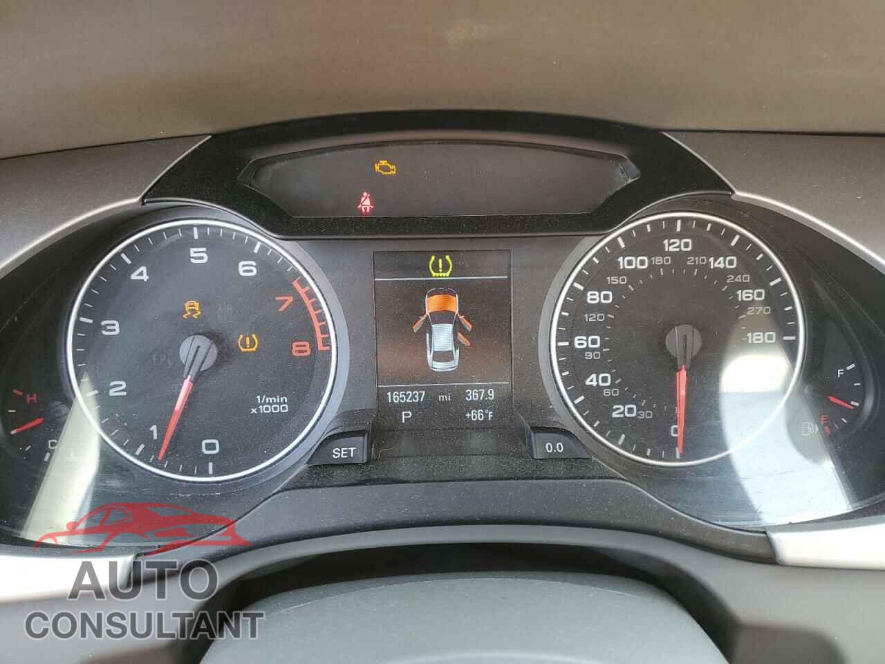 AUDI A4 2012 - WAUFFAFL8CN015589