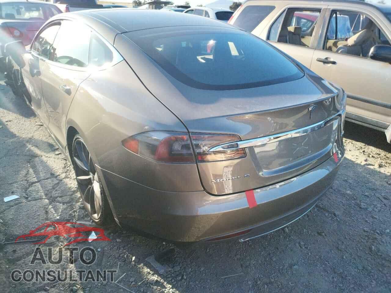 TESLA MODEL S 2016 - 5YJSA1E28GF125622
