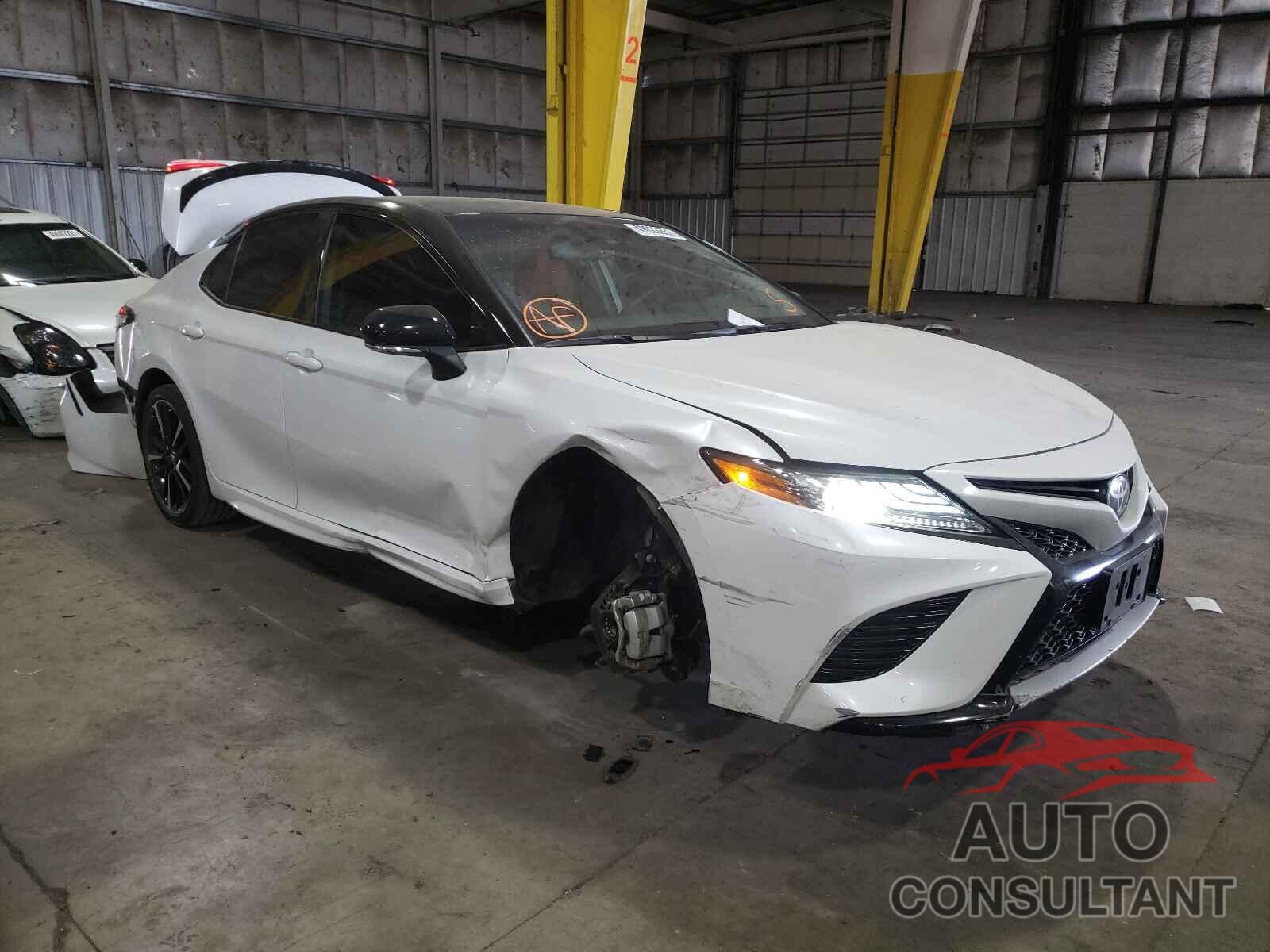 TOYOTA CAMRY 2019 - 4T1B61HK5KU217764