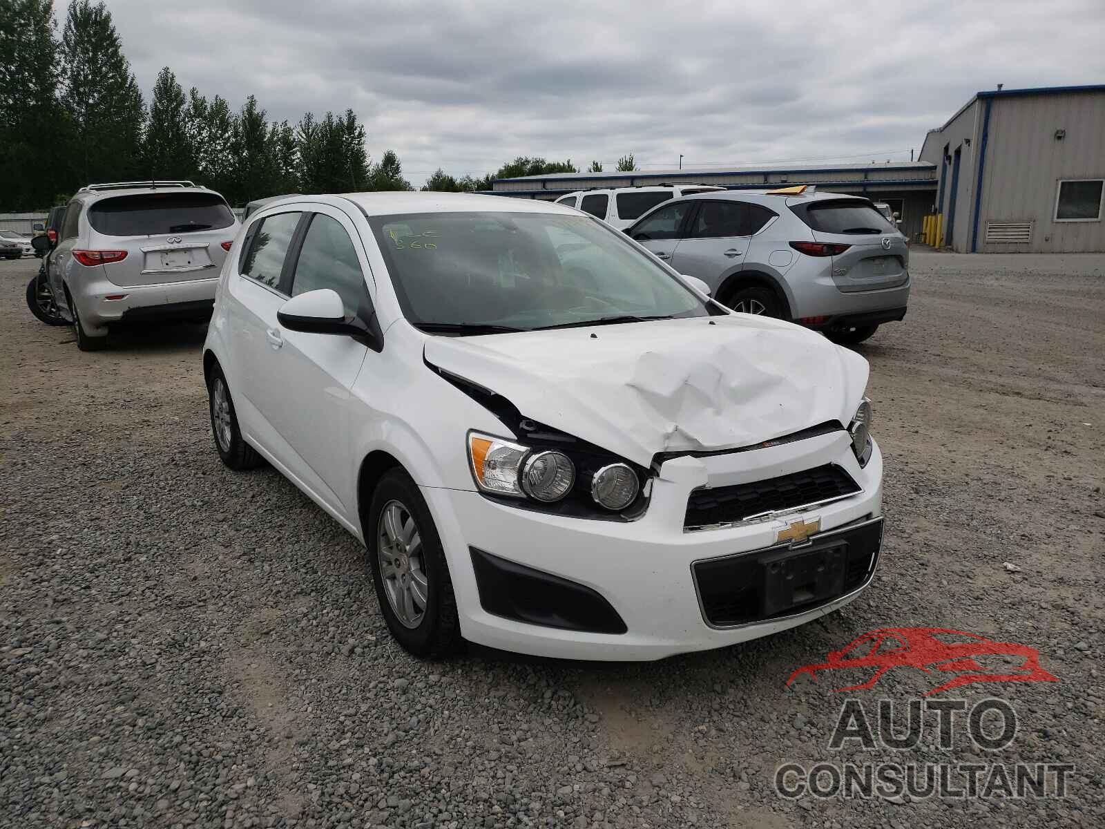 CHEVROLET SONIC 2016 - 1G1JD6SG5G4185924