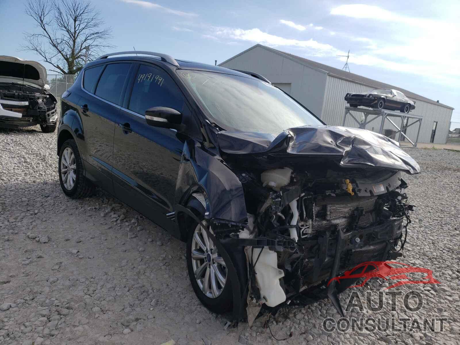 FORD ESCAPE 2017 - 1FMCU9JD1HUE70402