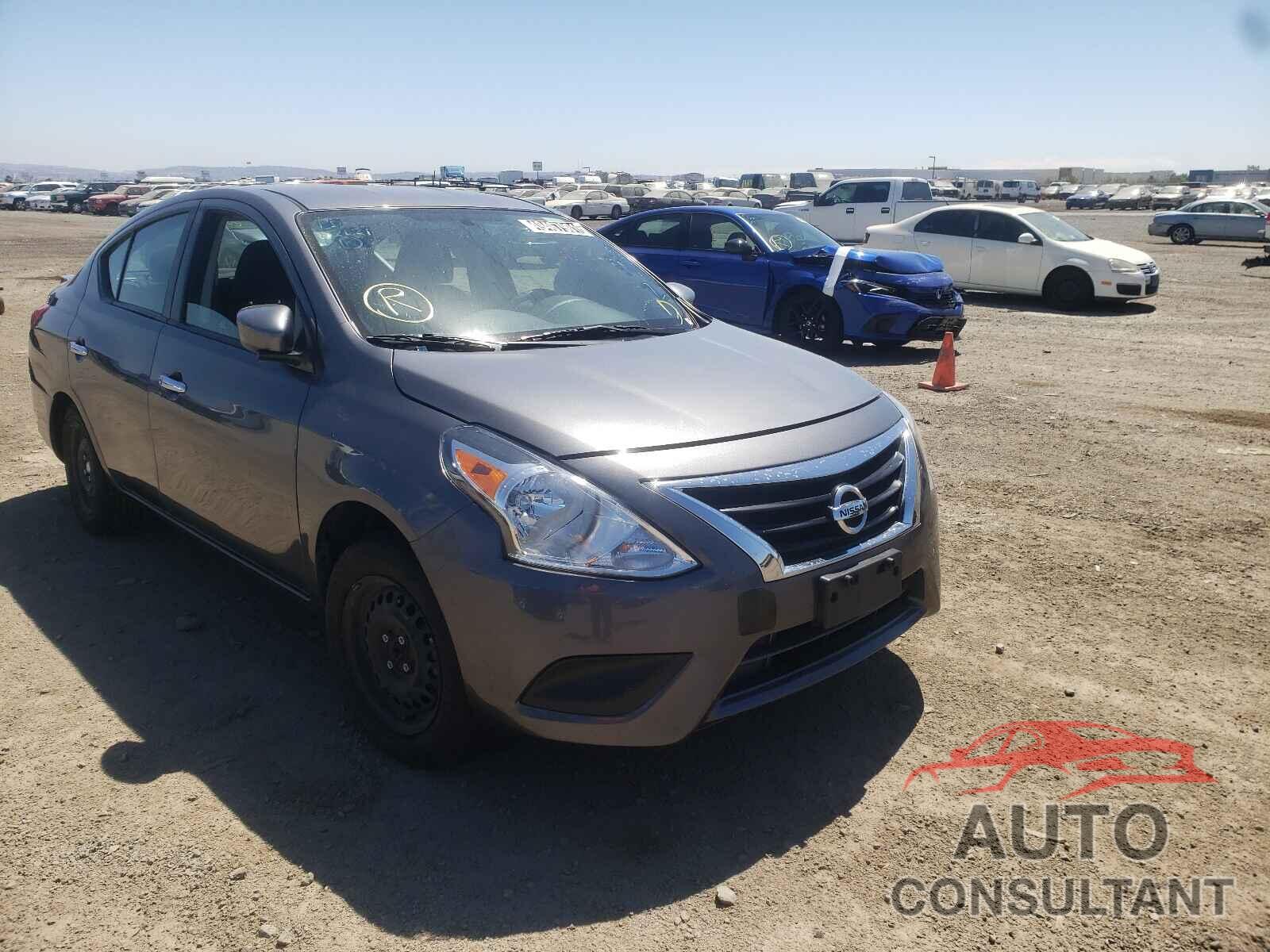 NISSAN VERSA 2019 - 3N1CN7AP7KL840885