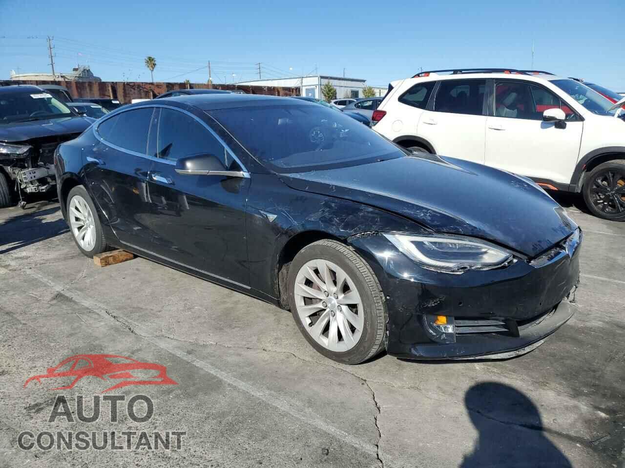 TESLA MODEL S 2019 - 5YJSA1E25KF299740