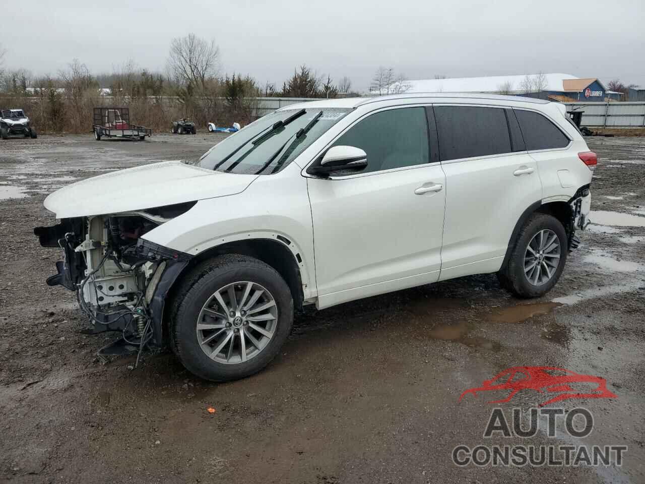 TOYOTA HIGHLANDER 2018 - 5TDJZRFH1JS559020