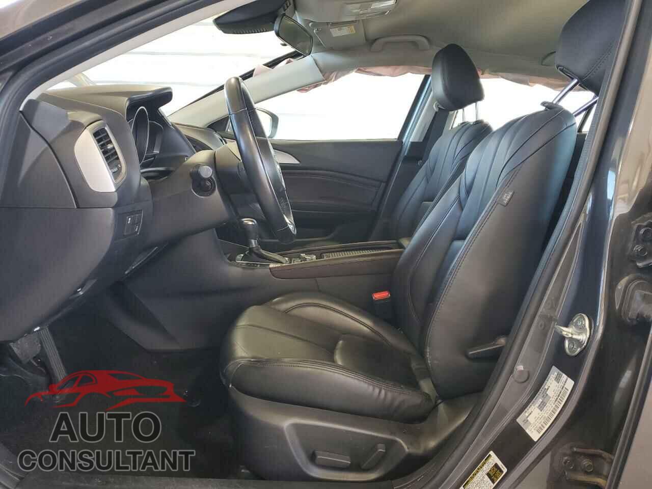 MAZDA 3 2017 - 3MZBN1V79HM118866