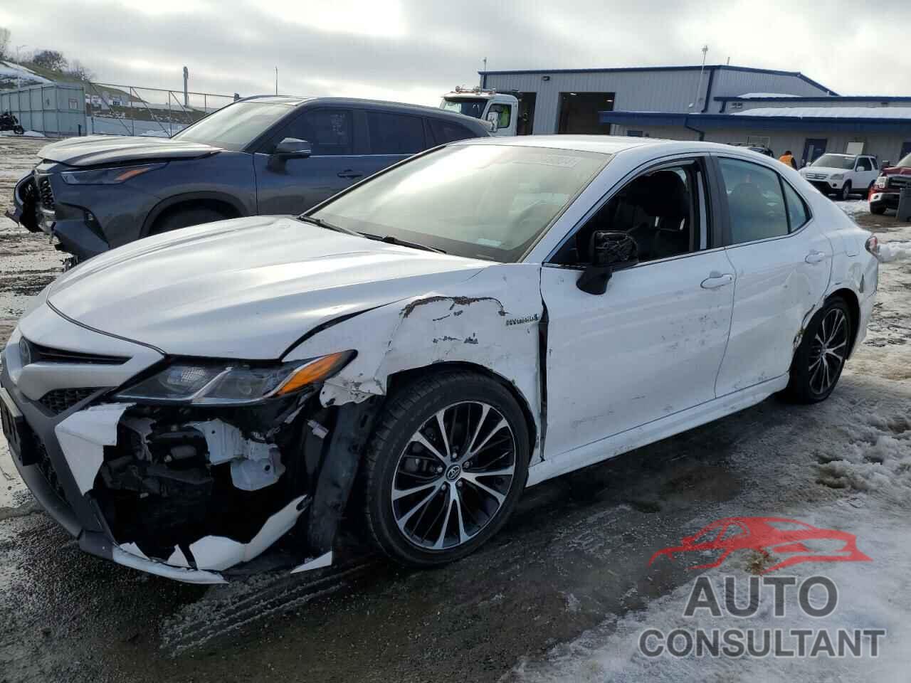 TOYOTA CAMRY 2019 - 4T1B21HK0KU011098