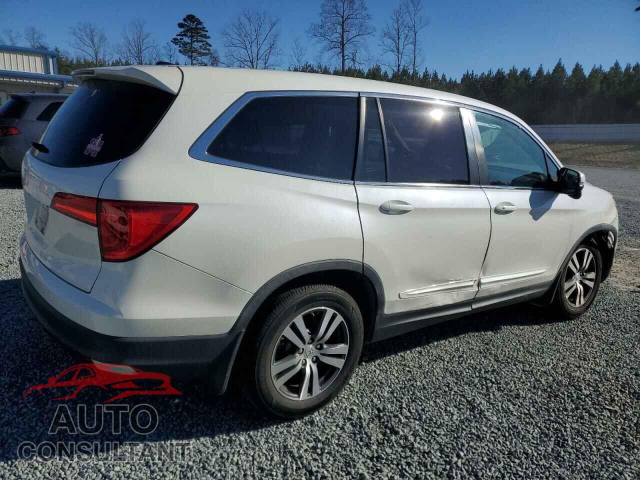 HONDA PILOT 2017 - 5FNYF5H3XHB009069