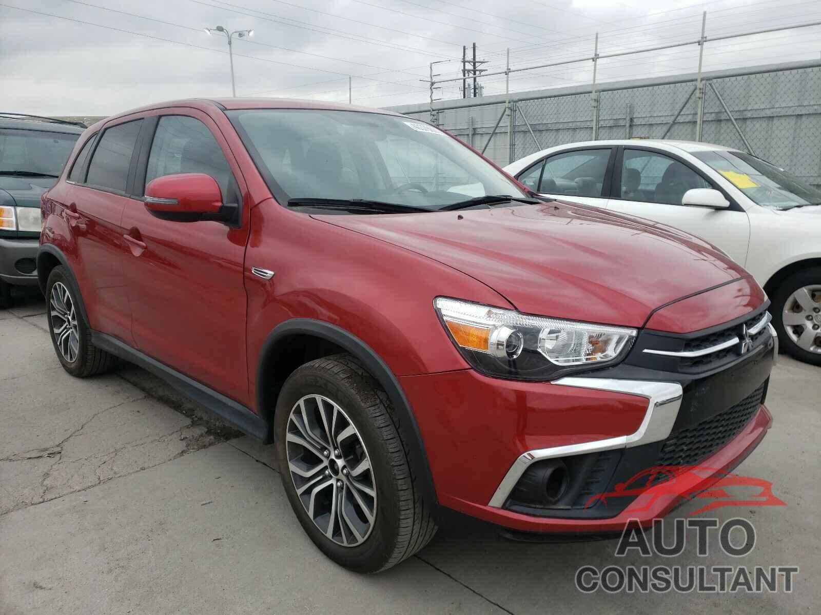 MITSUBISHI OUTLANDER 2018 - JA4AR3AU0JZ036582
