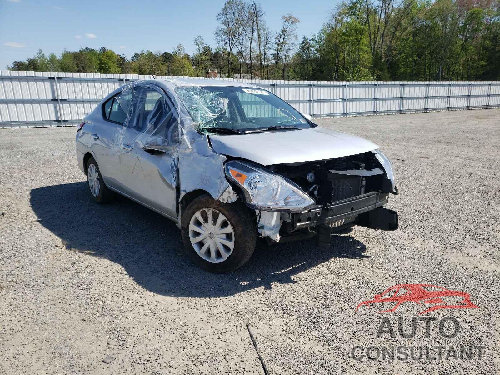 NISSAN VERSA 2017 - 3N1CN7APXHK439586