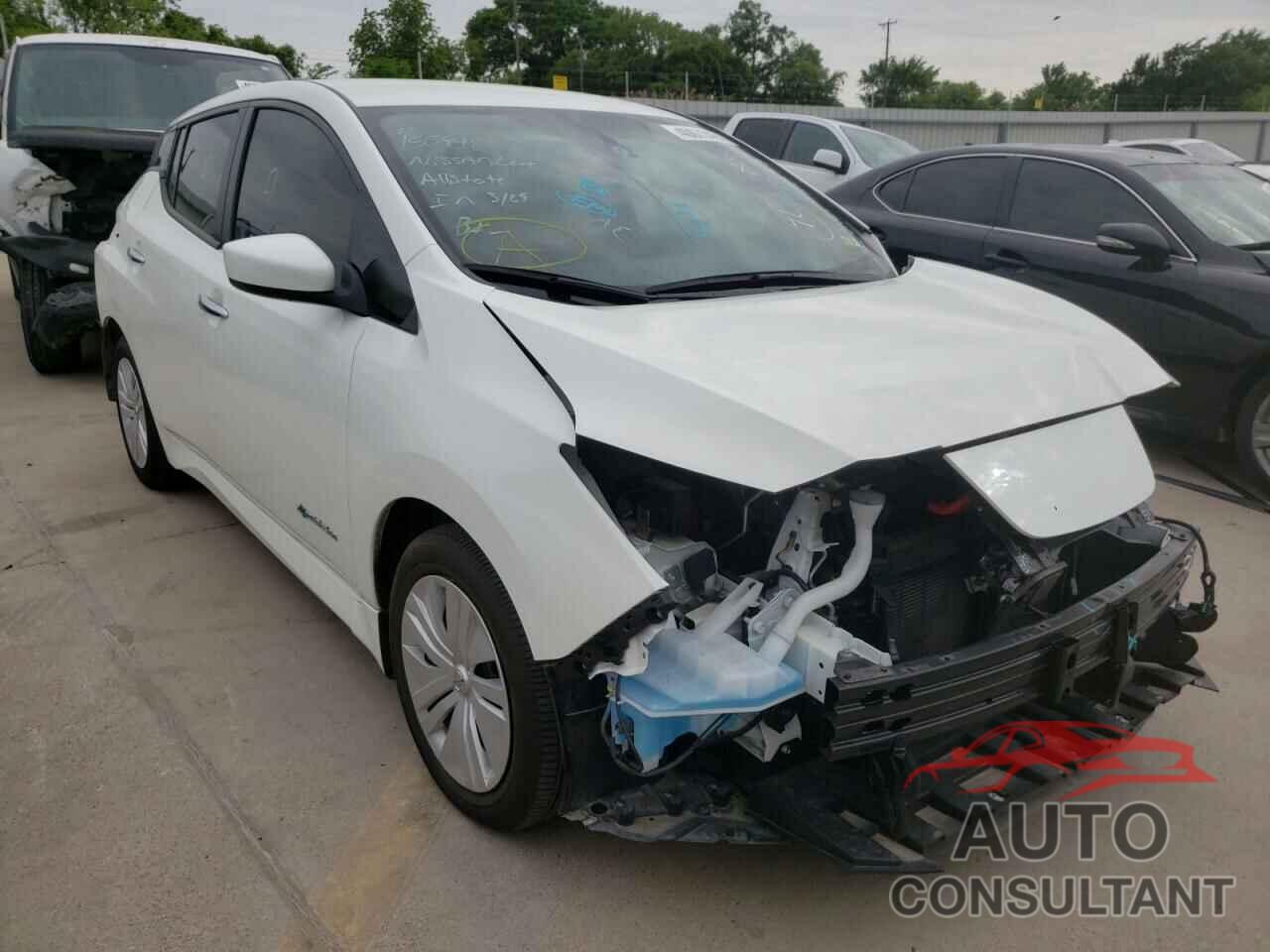 NISSAN LEAF 2018 - 1N4AZ1CP9JC311859
