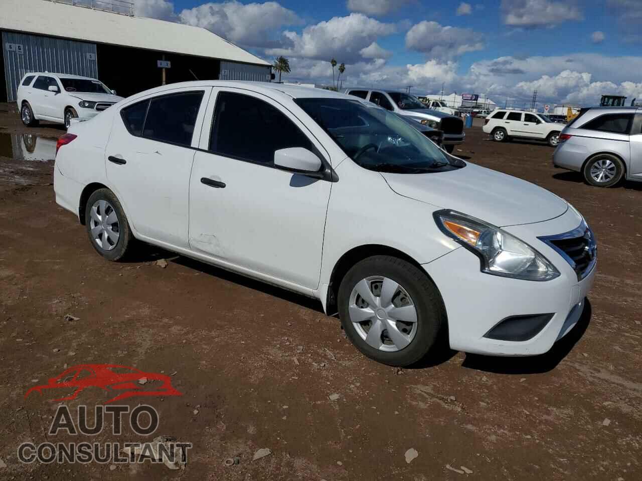 NISSAN VERSA 2017 - 3N1CN7AP7HL811833