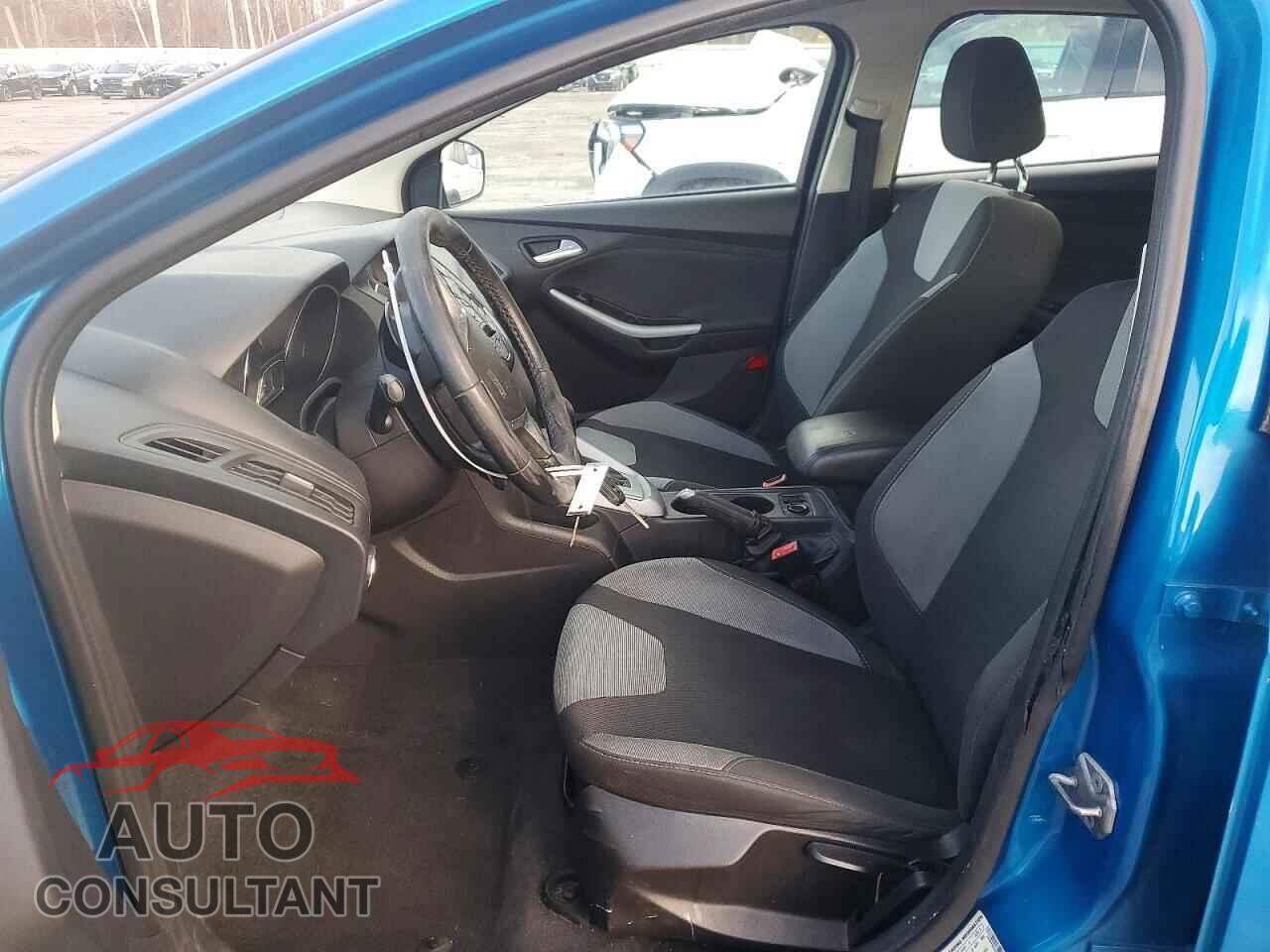FORD FOCUS 2012 - 1FAHP3K20CL213957