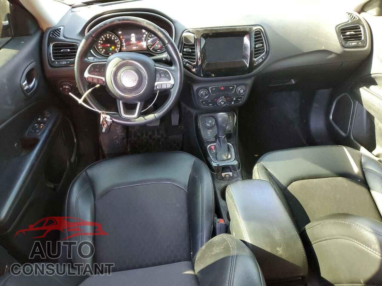 JEEP COMPASS 2020 - 3C4NJDBB2LT115778