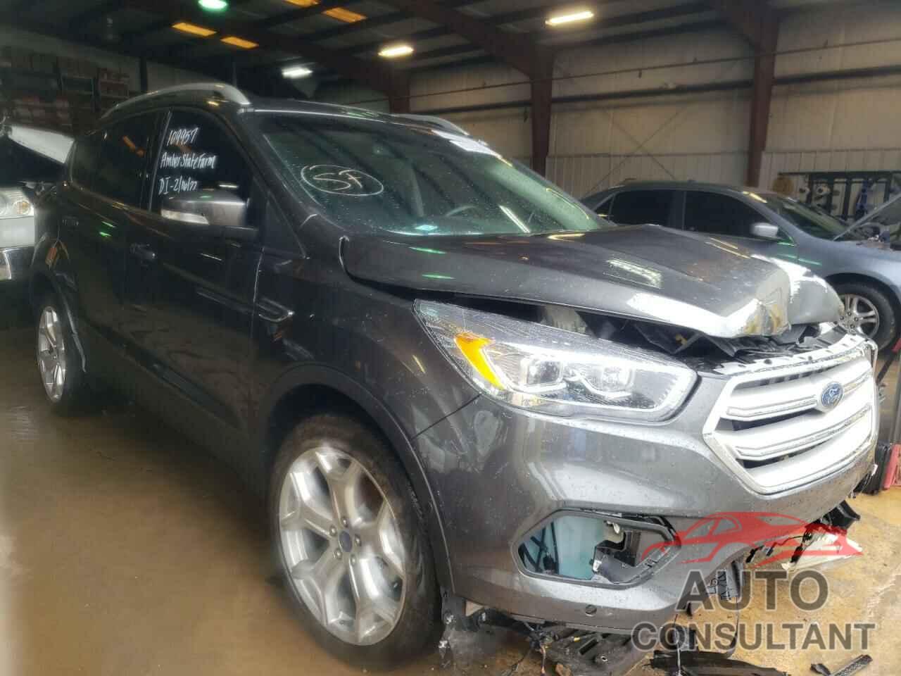 FORD ESCAPE 2019 - 1FMCU0J92KUA10552