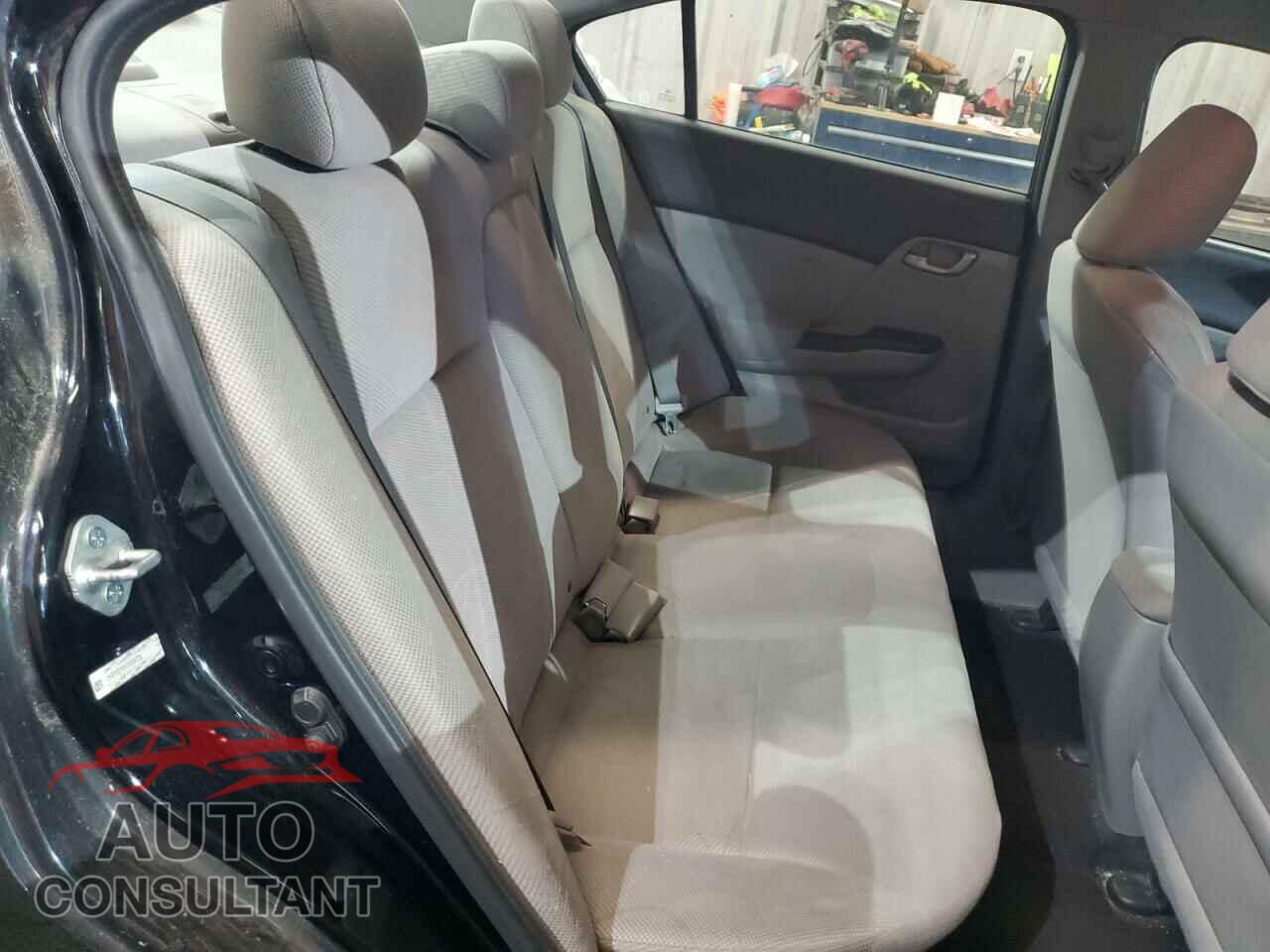 HONDA CIVIC 2012 - 2HGFB2F55CH559726