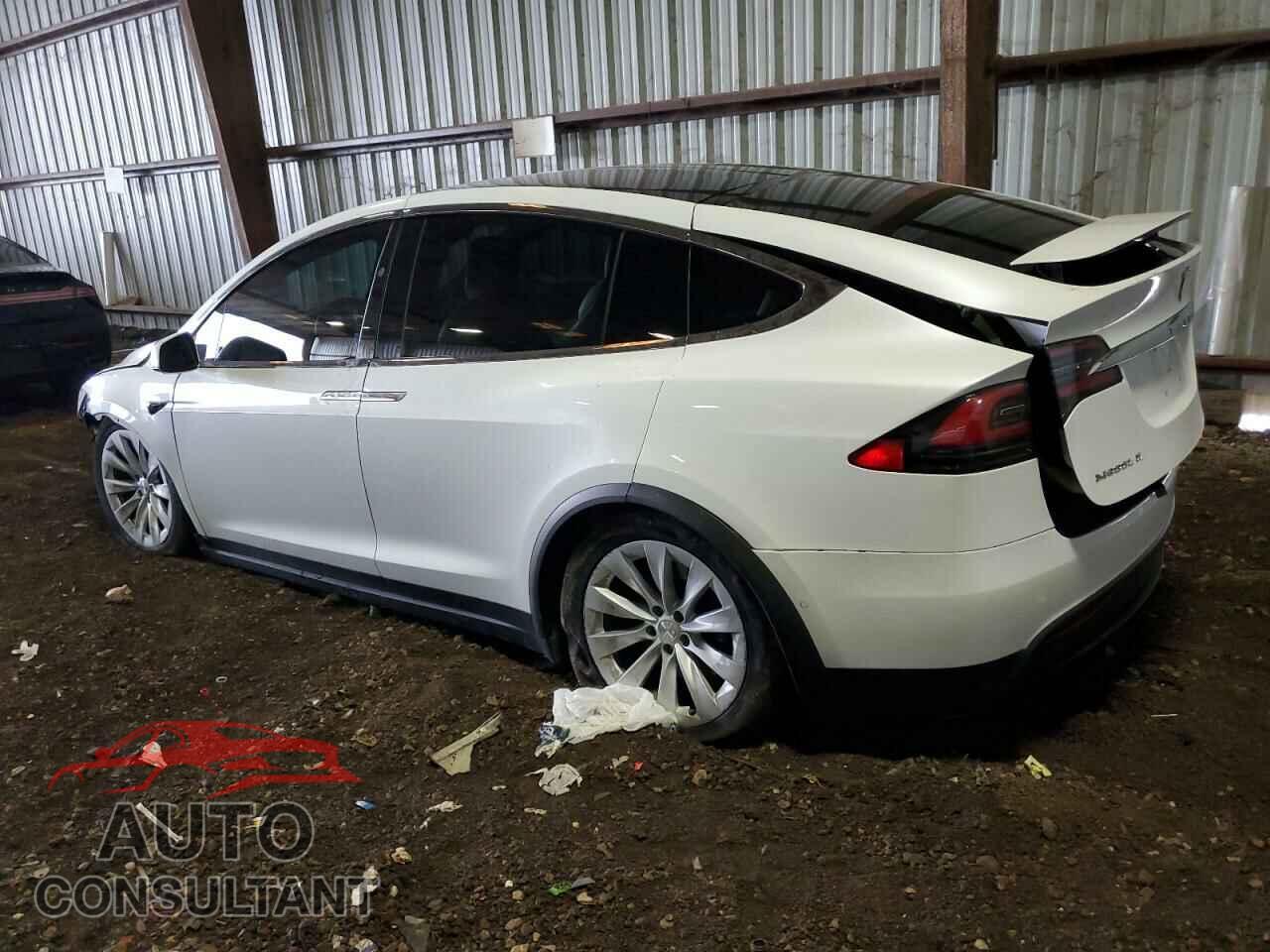 TESLA MODEL X 2016 - 5YJXCBE2XGF030274