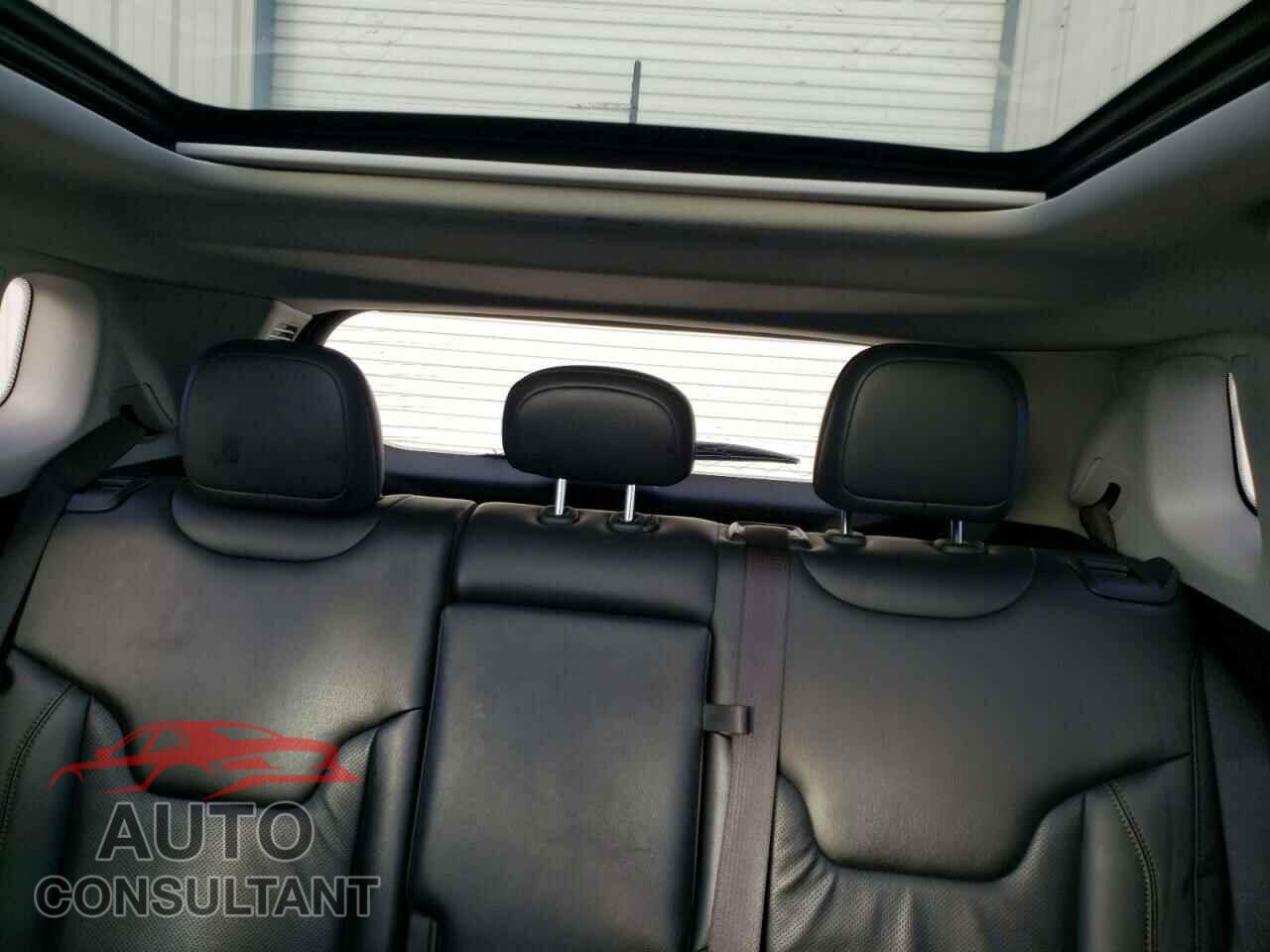 JEEP COMPASS 2021 - 3C4NJDCB6MT583500