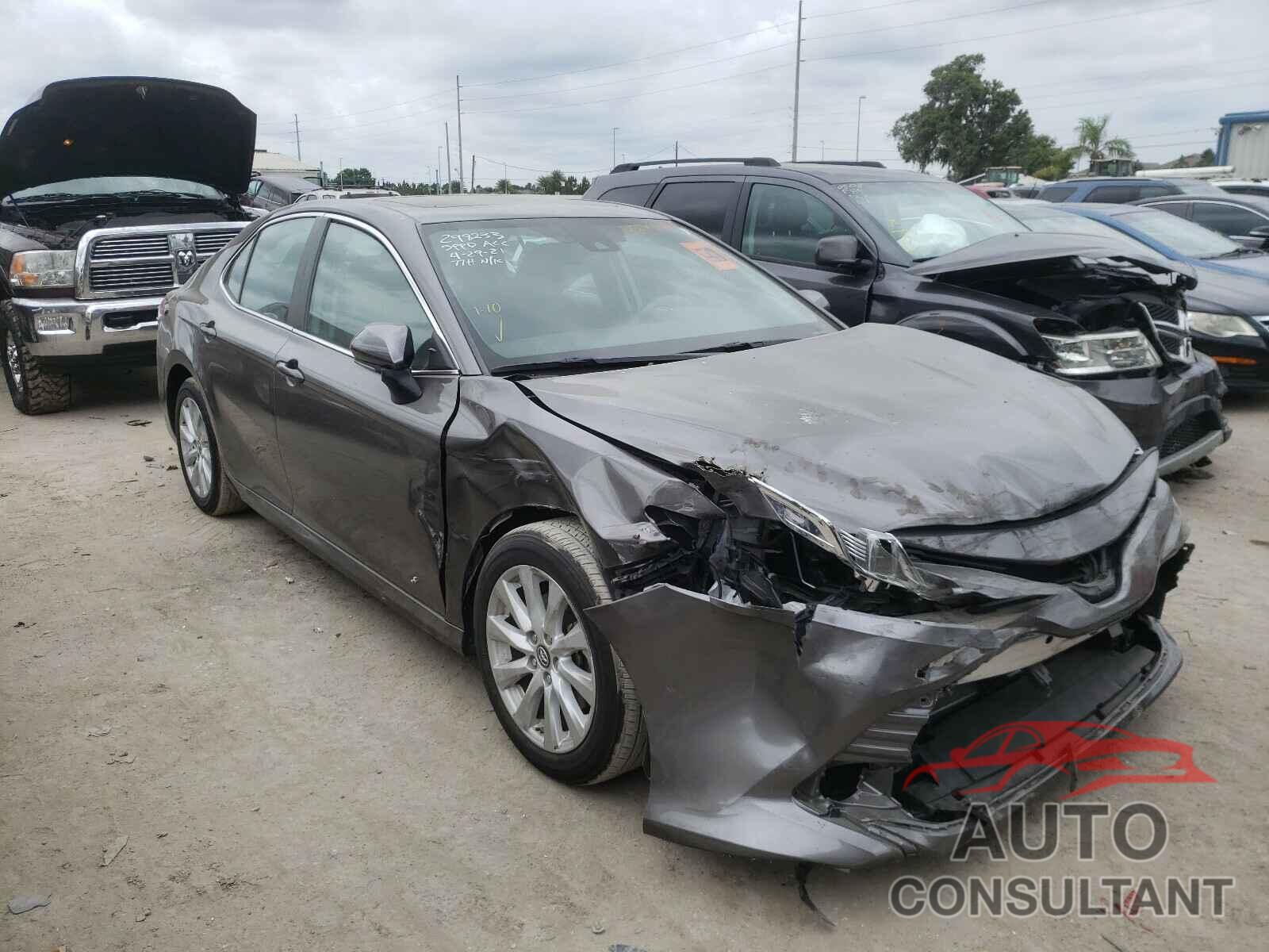 TOYOTA CAMRY 2019 - 4T1B11HK0KU815288