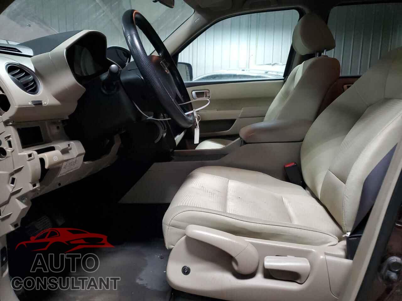 HONDA PILOT 2015 - 5FNYF4H21FB071605