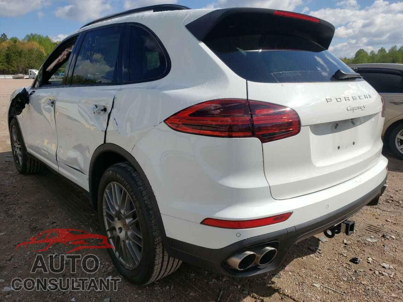 PORSCHE CAYENNE 2017 - WP1AB2A29HLA52097