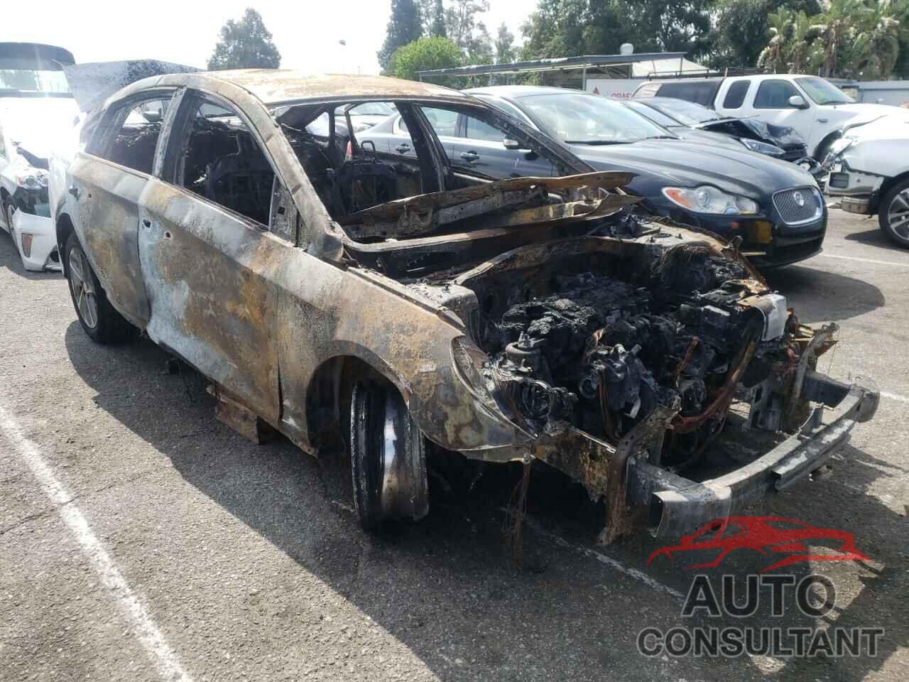 HYUNDAI SONATA 2019 - KMHE54L27KA088999