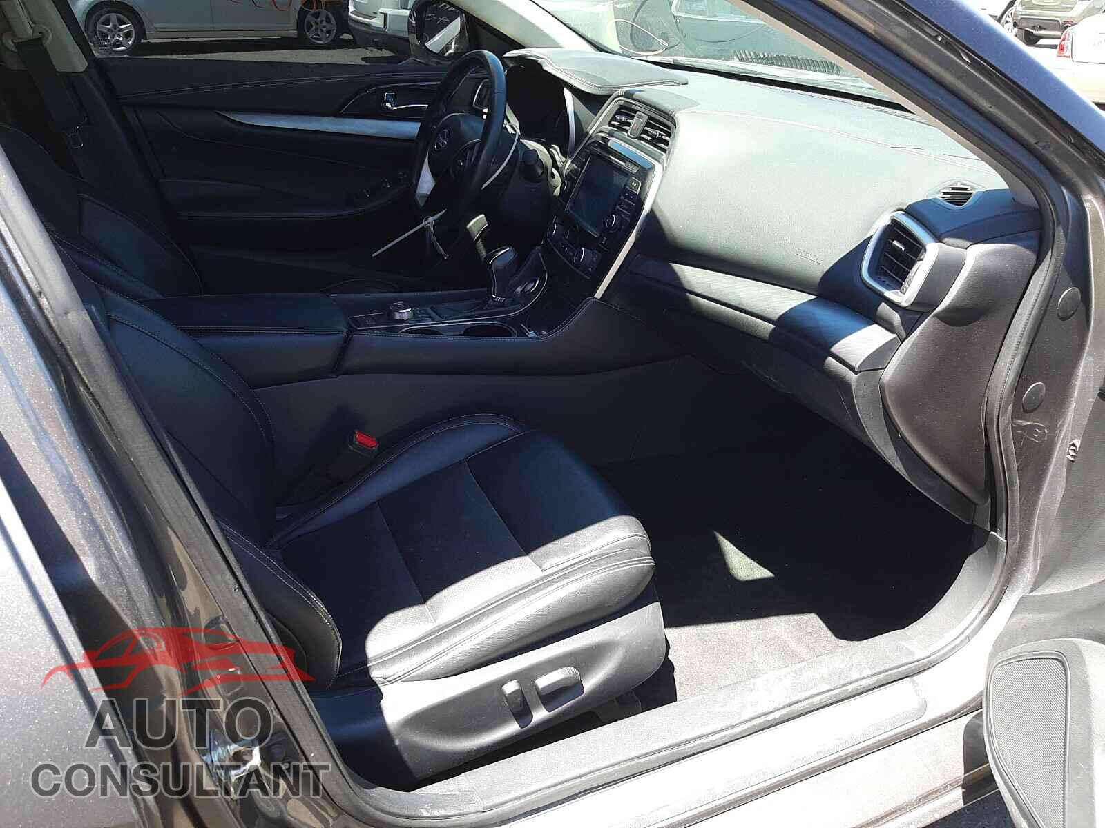 NISSAN MAXIMA 2017 - 1N4AA6AP7HC383807