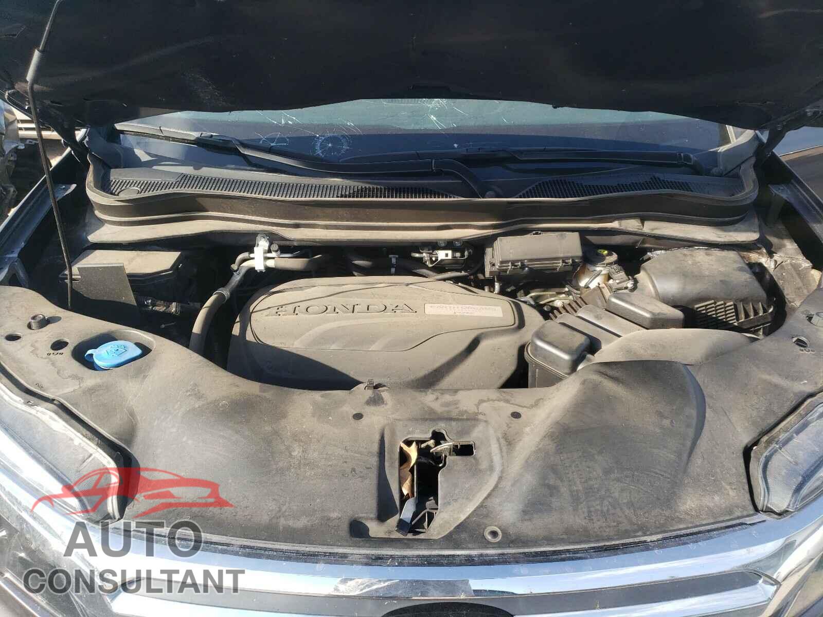 HONDA RIDGELINE 2018 - 5FPYK3F7XJB015490