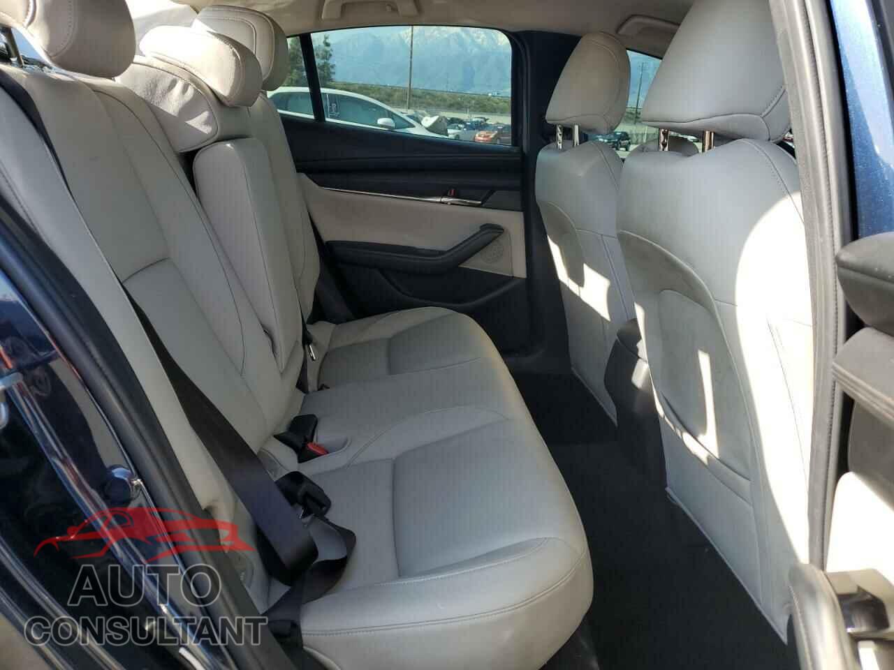 MAZDA 3 2019 - JM1BPACL6K1113013