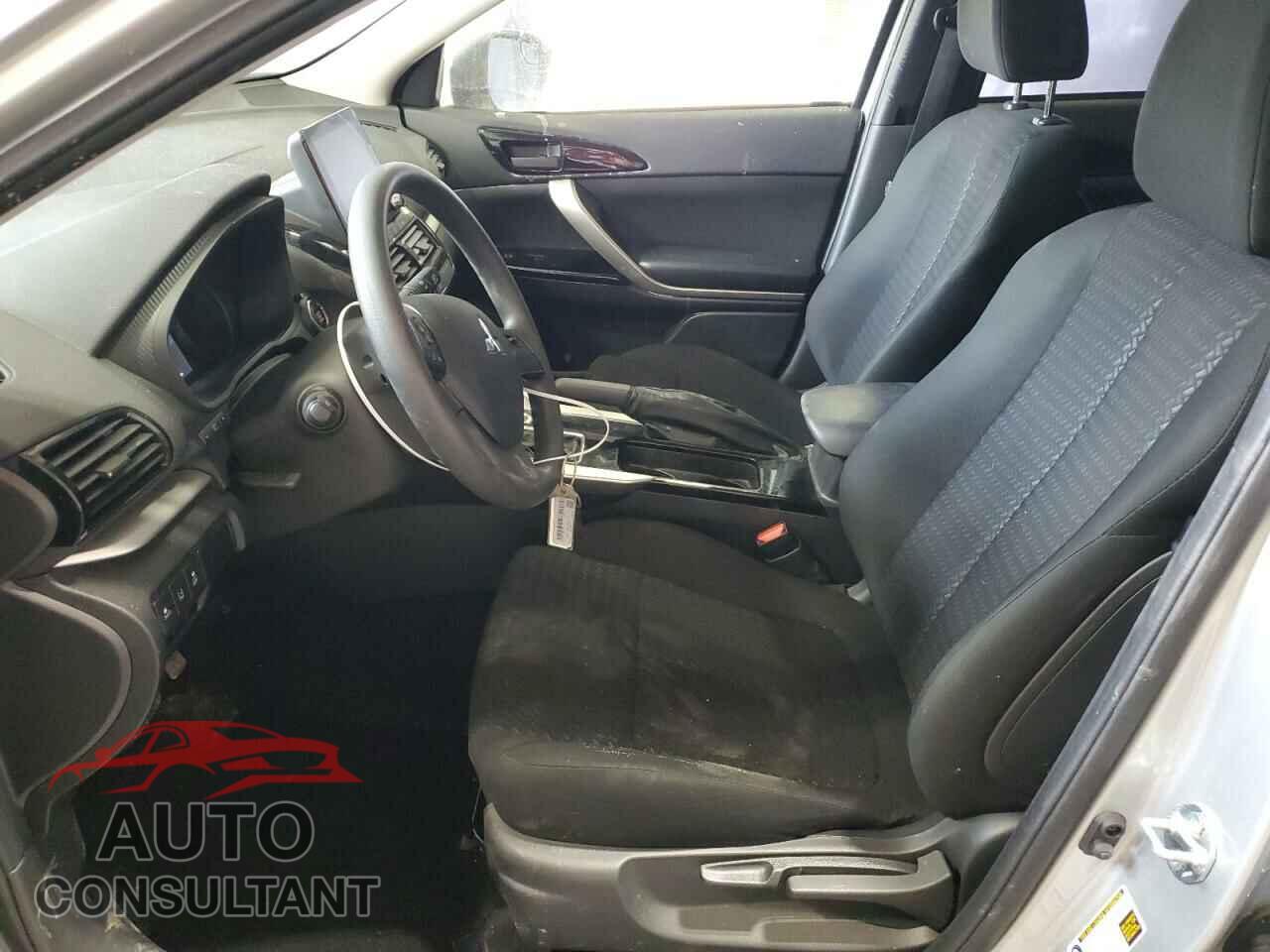 MITSUBISHI ECLIPSE 2024 - JA4ATVAA7RZ075815