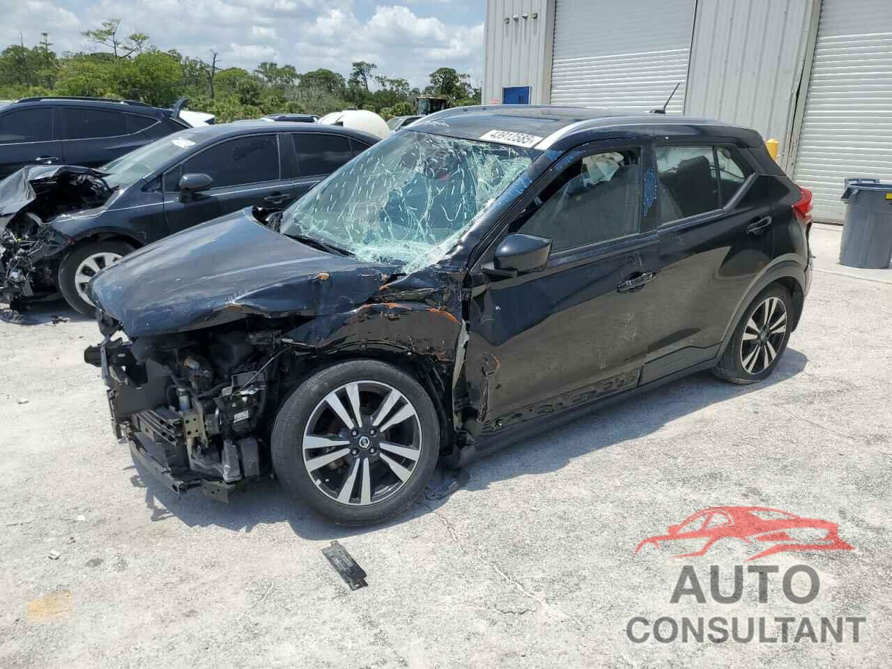 NISSAN KICKS 2020 - 3N1CP5CV6LL527533