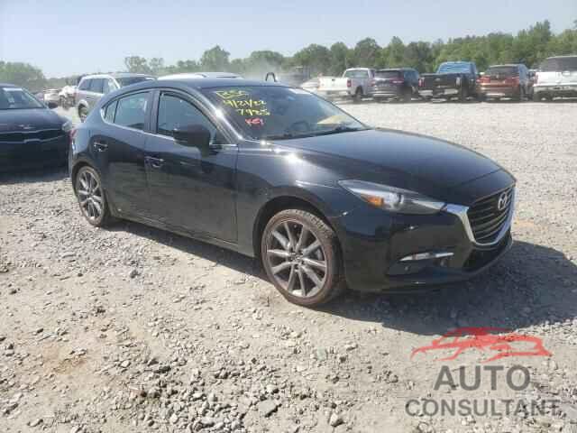 MAZDA 3 2018 - 3MZBN1M31JM187958