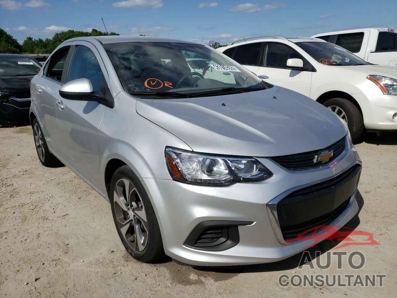 CHEVROLET SONIC 2020 - 1G1JF5SB9L4111960