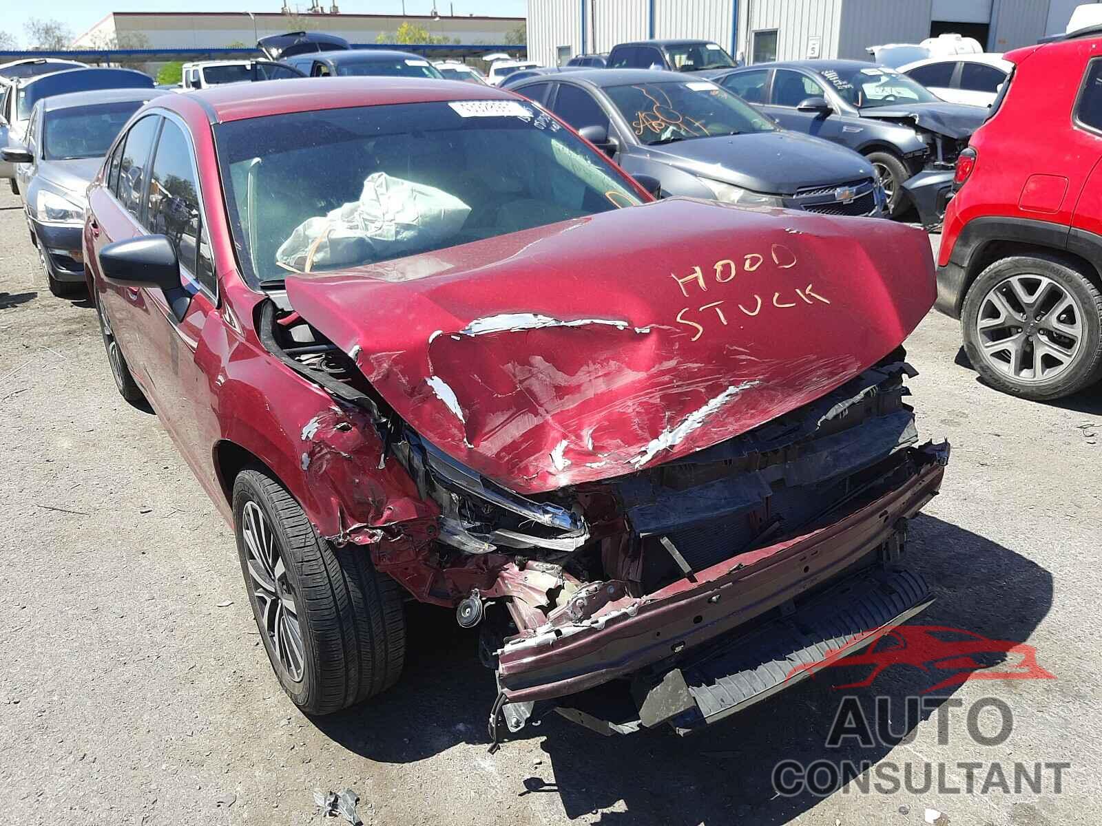 SUBARU LEGACY 2018 - 4S3BNAB62J3005072