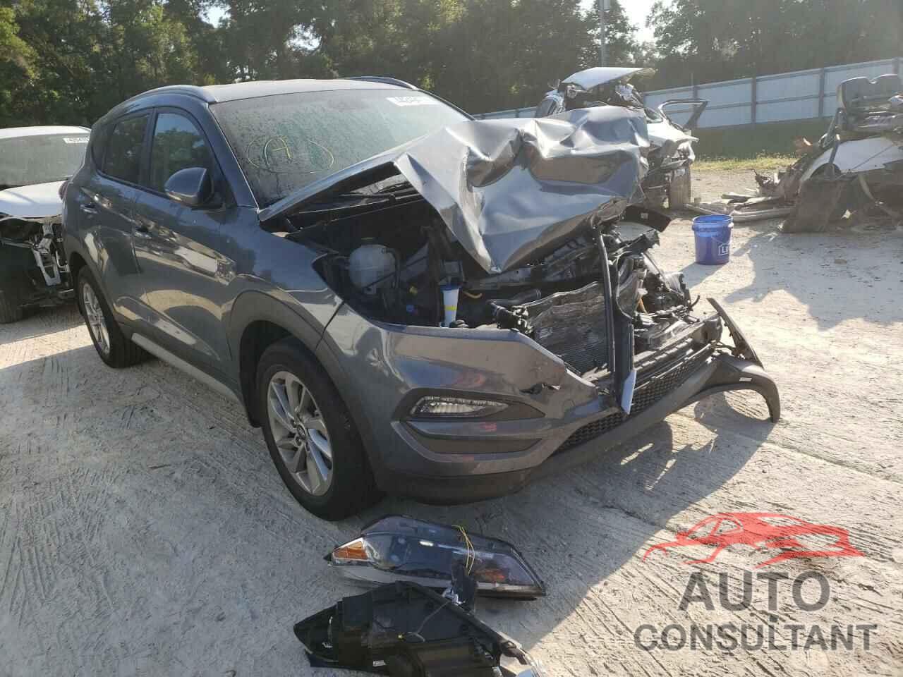 HYUNDAI TUCSON 2018 - KM8J33A47JU720304
