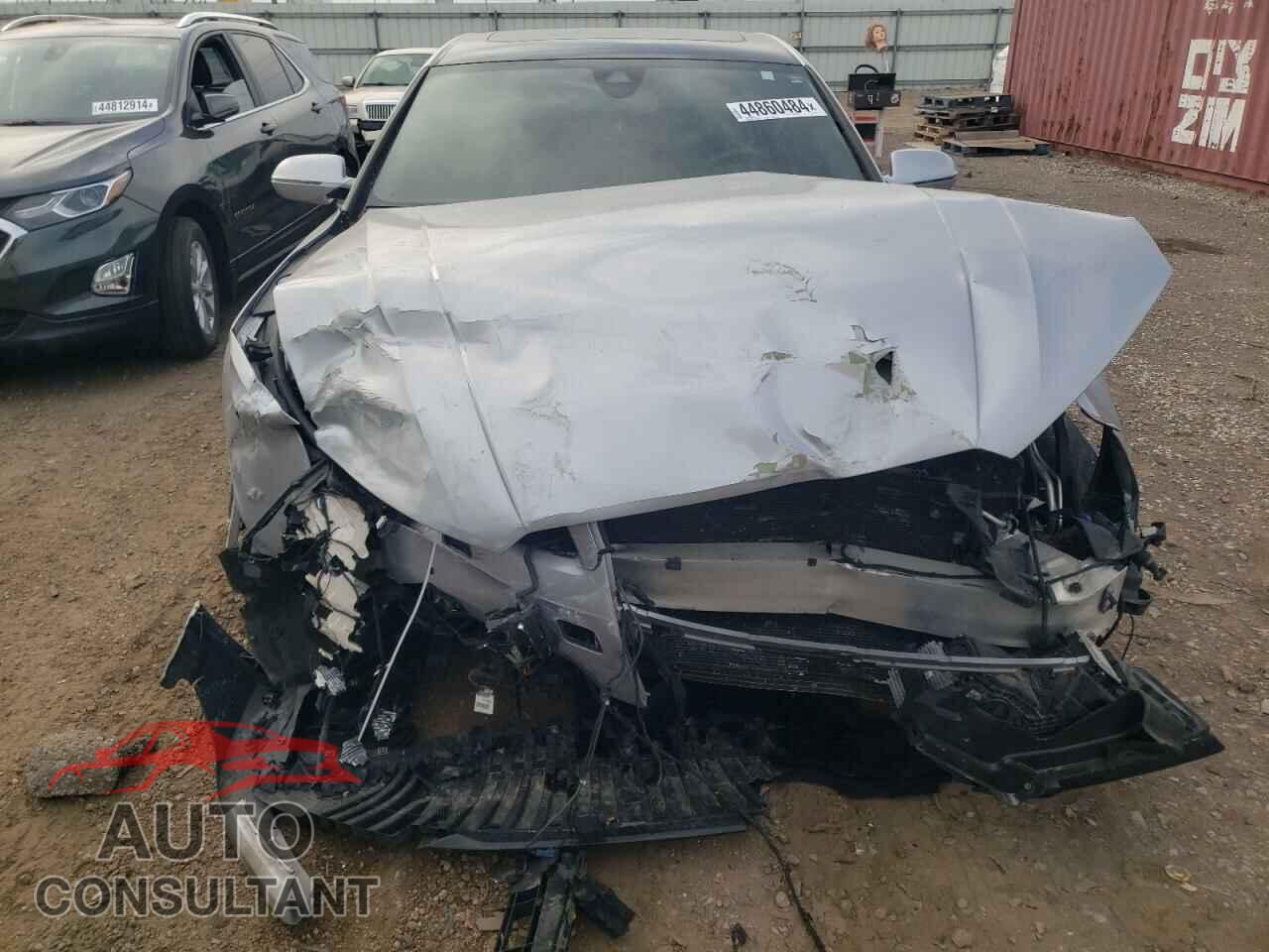 AUDI A8 2017 - WAU43AFD5HN004971