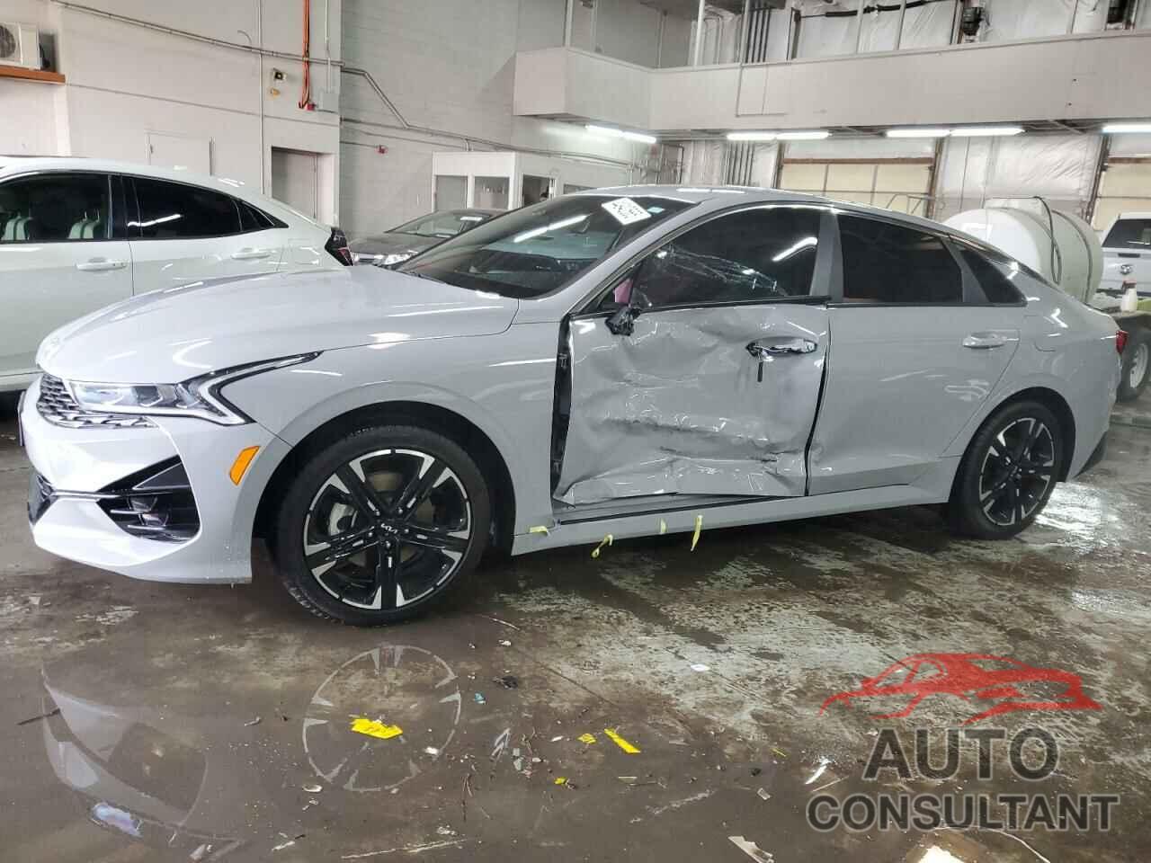KIA K5 2024 - 5XXG64J25RG266887