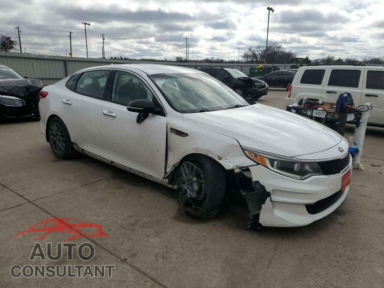 KIA OPTIMA 2018 - 5XXGU4L32JG261663