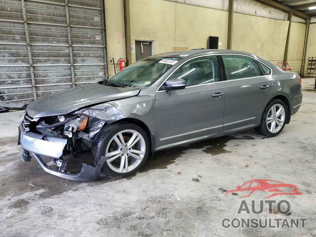 VOLKSWAGEN PASSAT 2015 - 1VWBT7A32FC072808
