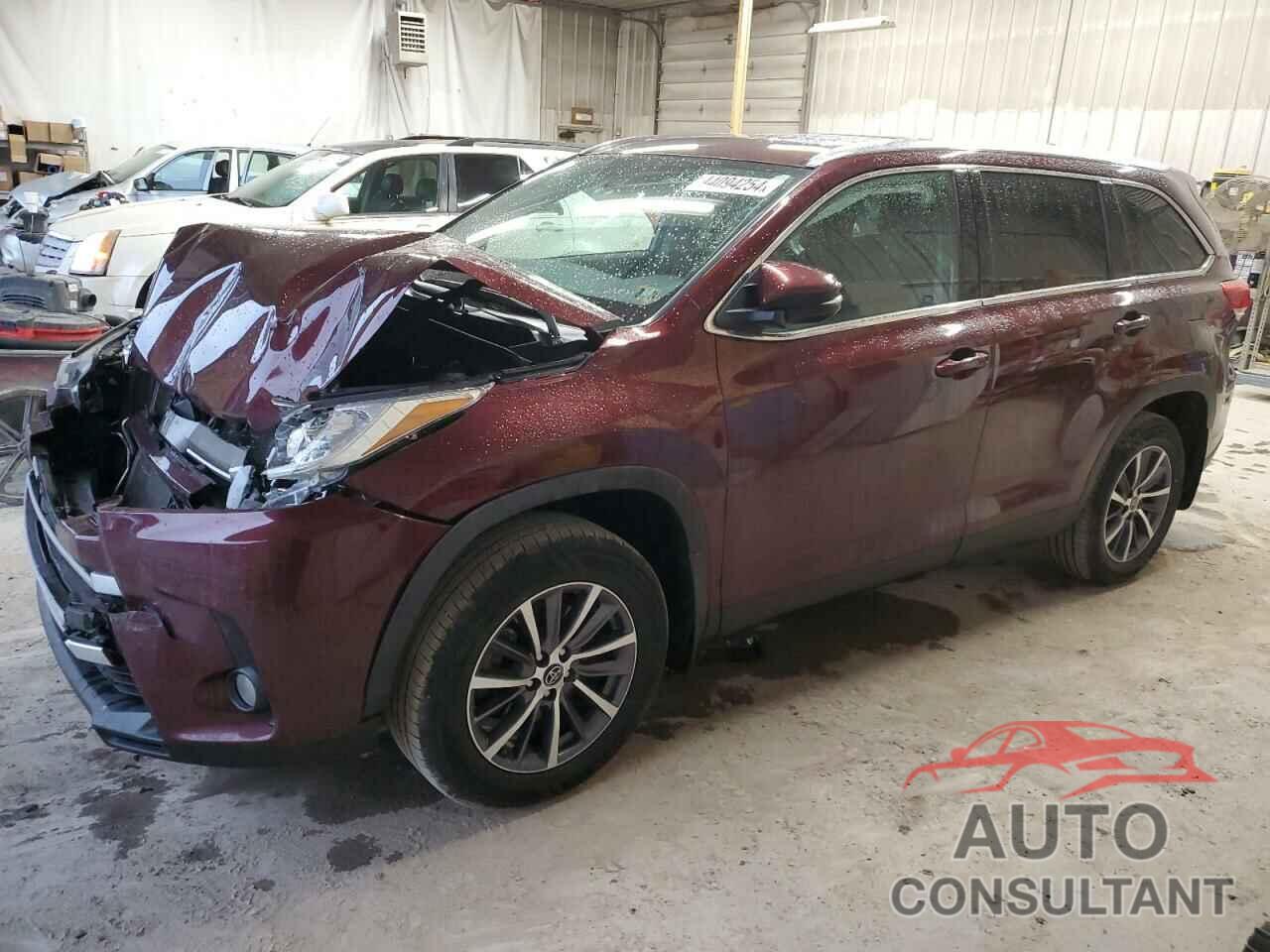 TOYOTA HIGHLANDER 2019 - 5TDJZRFH6KS711844