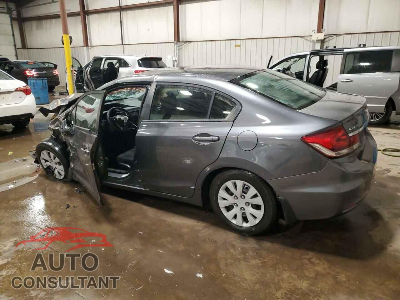 HONDA CIVIC 2013 - 2HGFB2F55DH574695