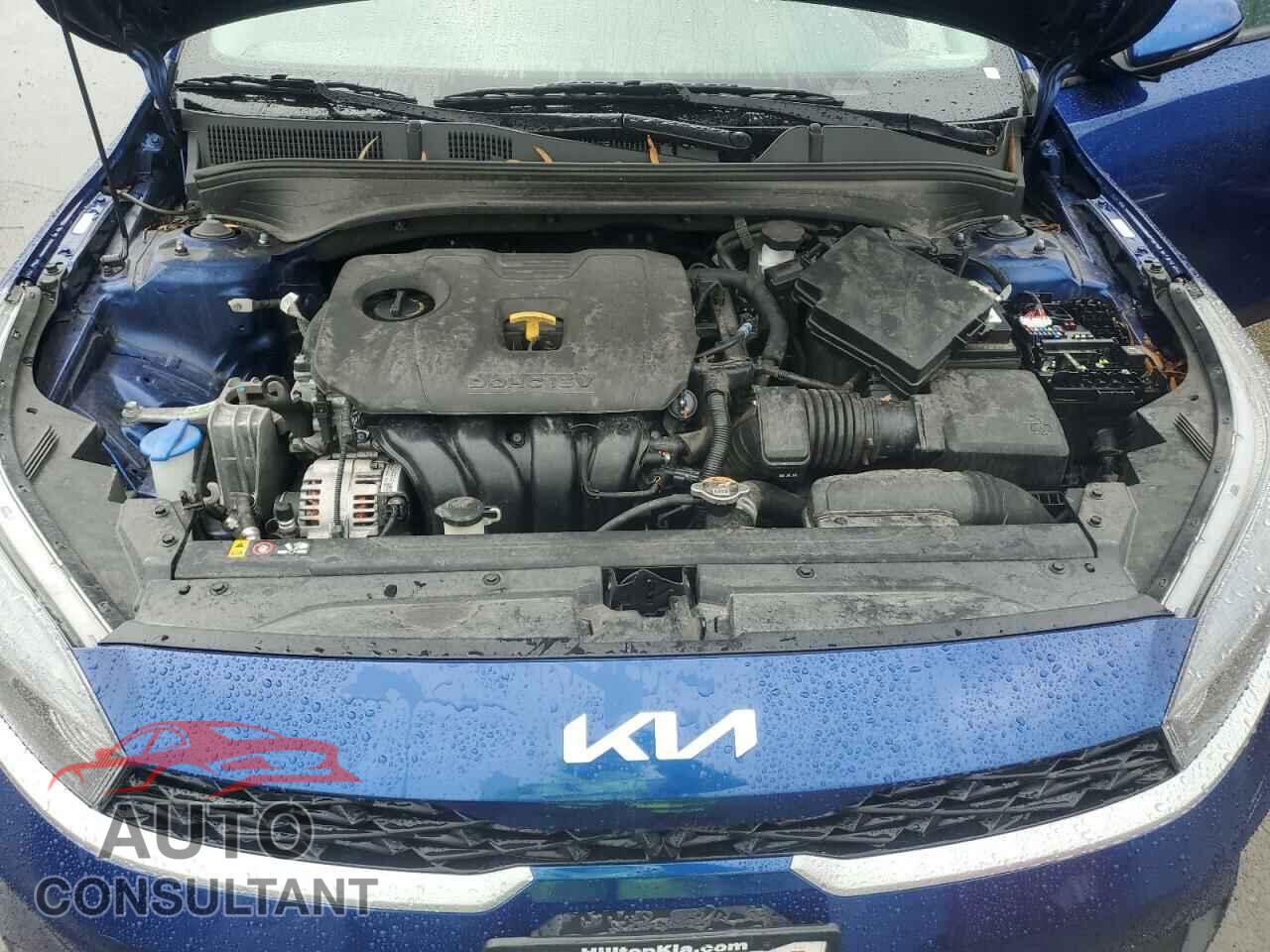 KIA FORTE 2023 - 3KPF24AD3PE572128