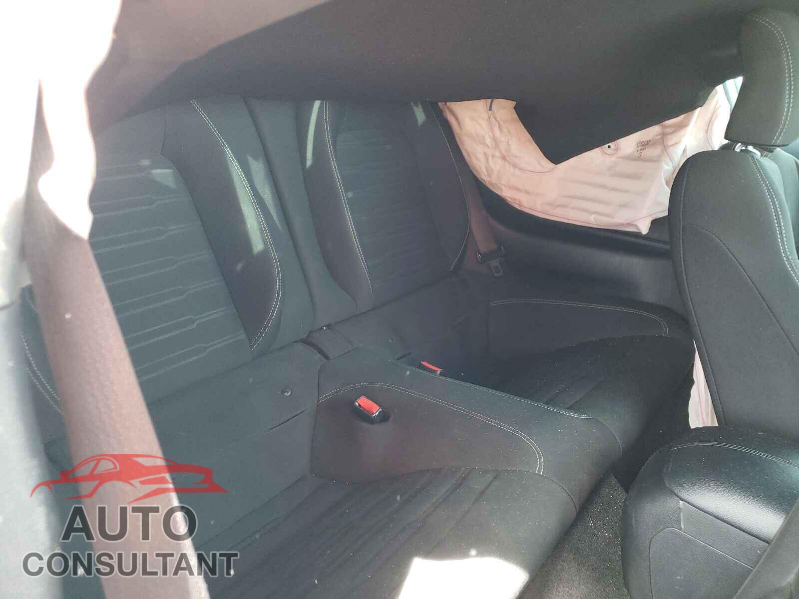 FORD MUSTANG 2016 - 1FA6P8CF5G5220631