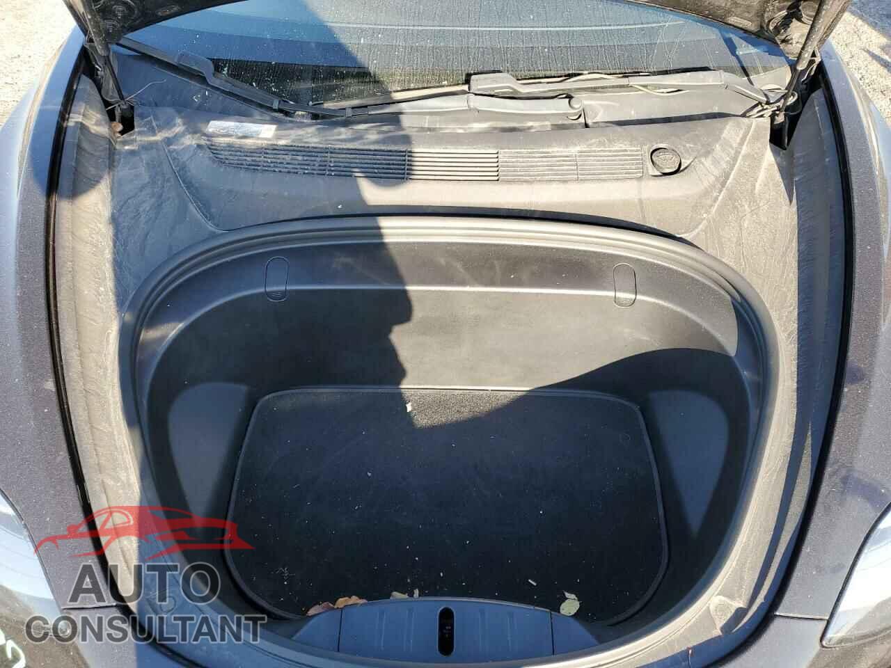 TESLA MODEL 3 2018 - 5YJ3E1EA6JF070935