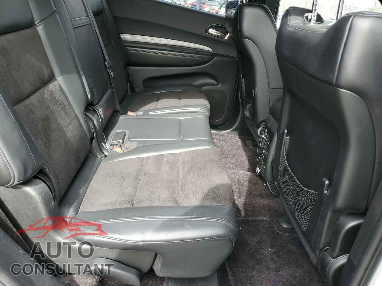 DODGE DURANGO 2018 - 1C4RDJDG3JC490488